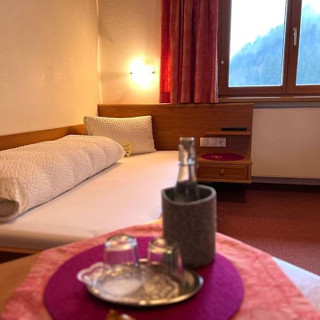 Pension Christophorus Hotel Garni Partenen Extérieur photo