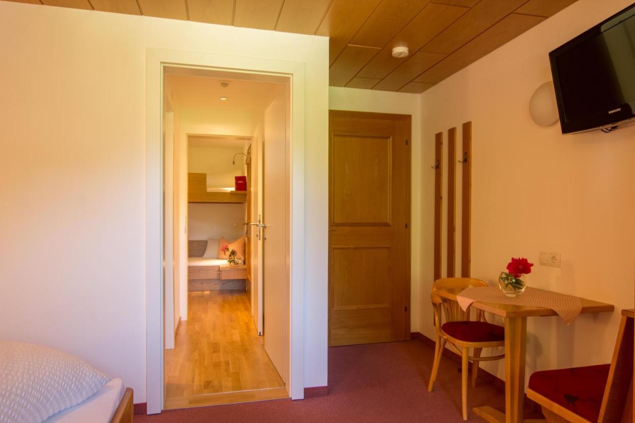 Pension Christophorus Hotel Garni Partenen Extérieur photo