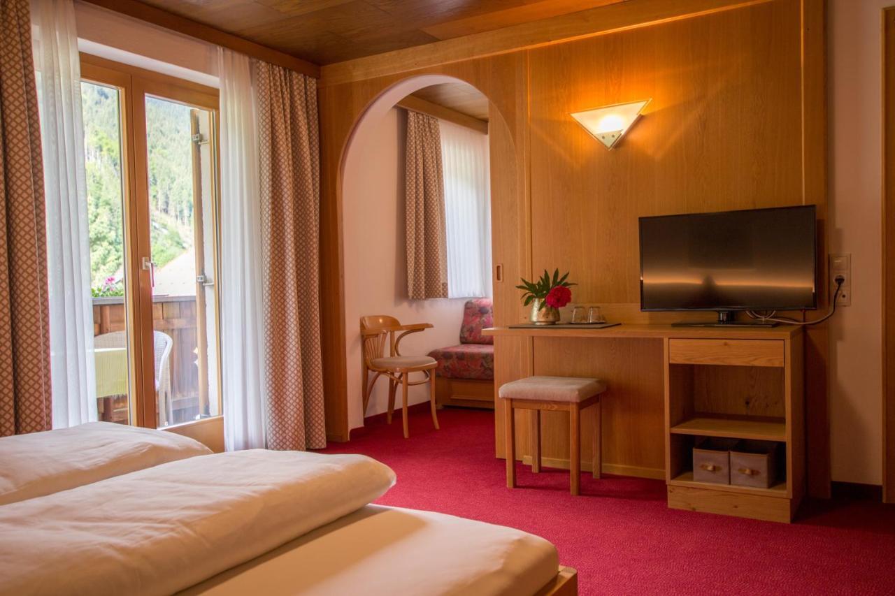 Pension Christophorus Hotel Garni Partenen Extérieur photo